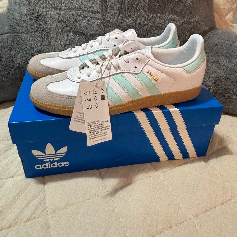 Adidas Samba